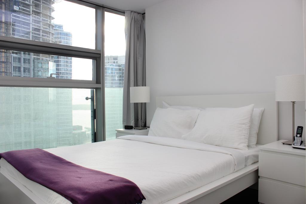 Atlas Suites- Furnished Apartments-College Street, Toronto Exteriér fotografie