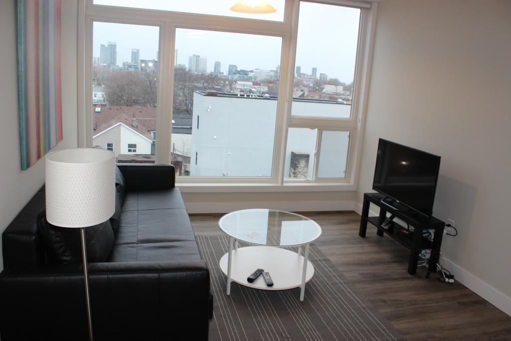 Atlas Suites- Furnished Apartments-College Street, Toronto Exteriér fotografie