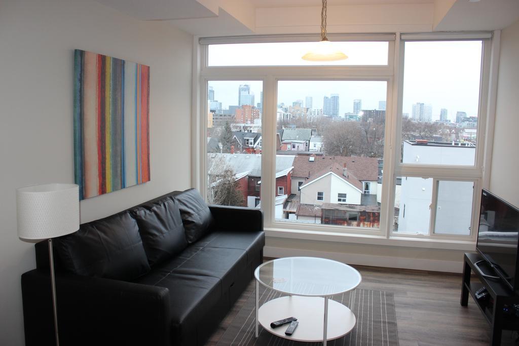Atlas Suites- Furnished Apartments-College Street, Toronto Exteriér fotografie