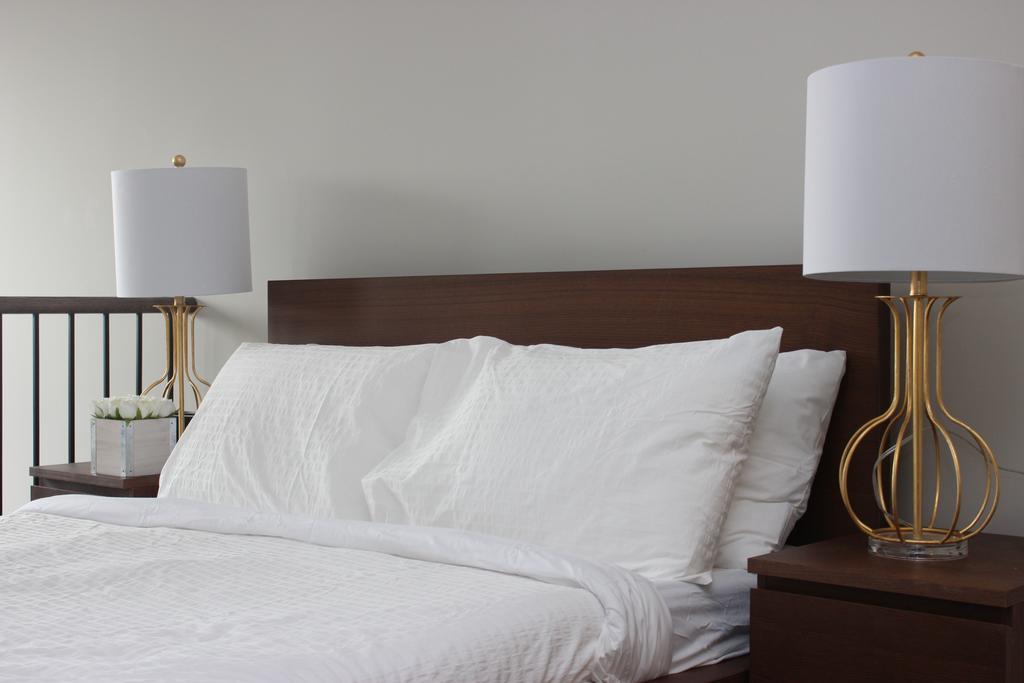 Atlas Suites- Furnished Apartments-College Street, Toronto Exteriér fotografie