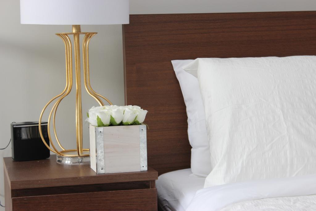 Atlas Suites- Furnished Apartments-College Street, Toronto Exteriér fotografie