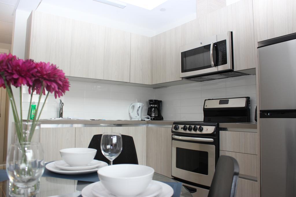 Atlas Suites- Furnished Apartments-College Street, Toronto Exteriér fotografie